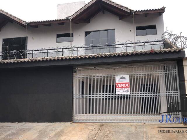 Casa para Venda em Goiânia - 1