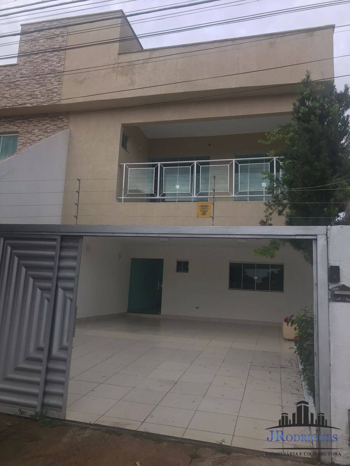 Casa à venda com 4 quartos, 210m² - Foto 5