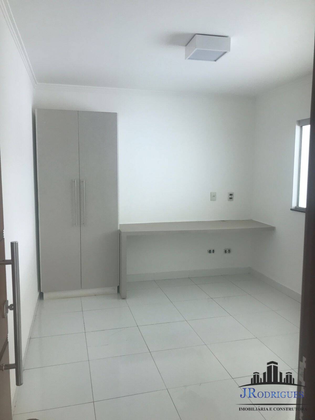 Casa à venda com 4 quartos, 210m² - Foto 22