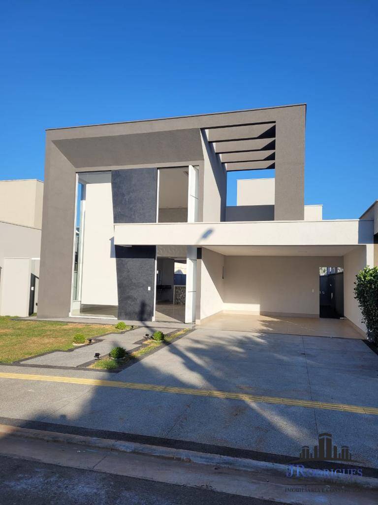 Casa de Condomínio à venda com 4 quartos, 377m² - Foto 1